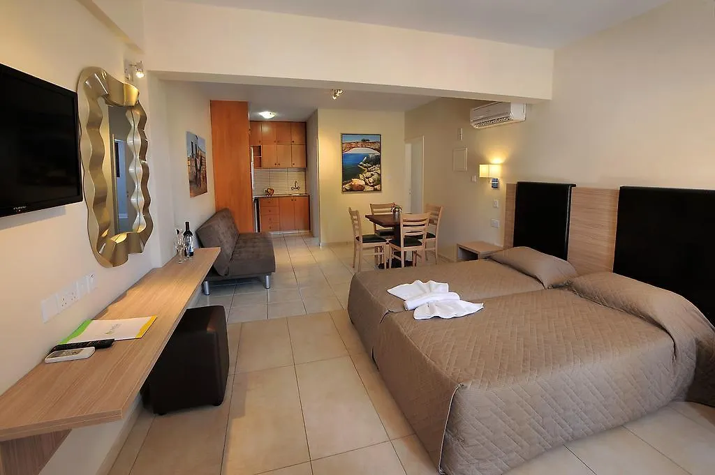 Nelia Gardens Hotel Ayia Napa 4*,