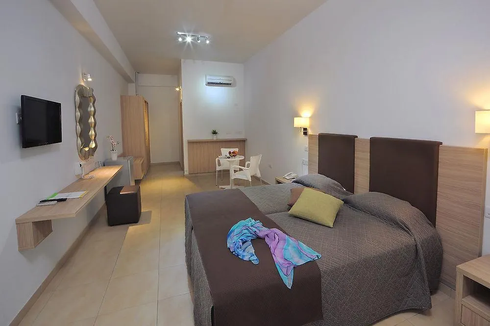 Nelia Gardens Hotel Ayia Napa 4*,